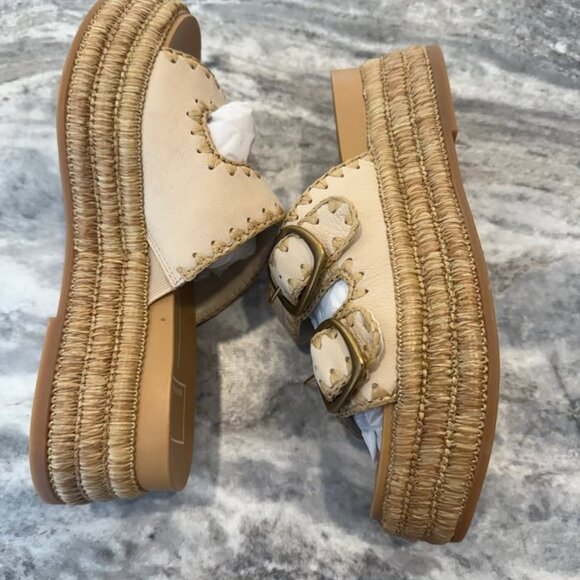 Never Worn Dolce Vita Platform Sandals - Picture 3 of 6